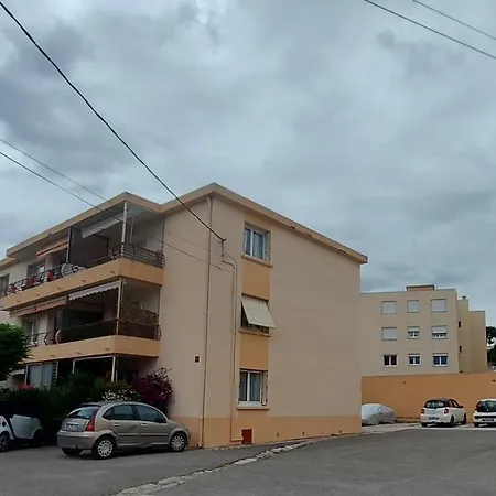 T3 Meuble 70m2 Poste Centre Ville 아파트 사나리쉬르메르